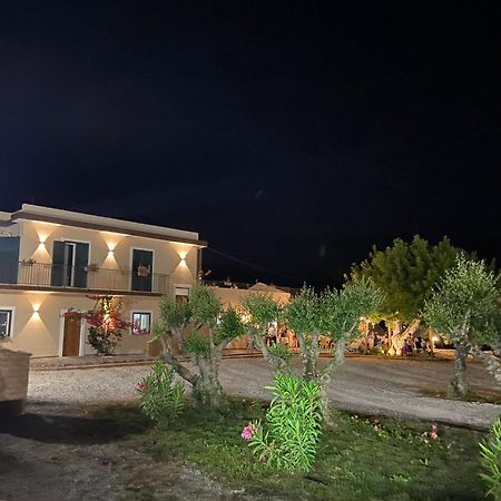 B&B Tenuta San Michele Capaccio Exteriör bild